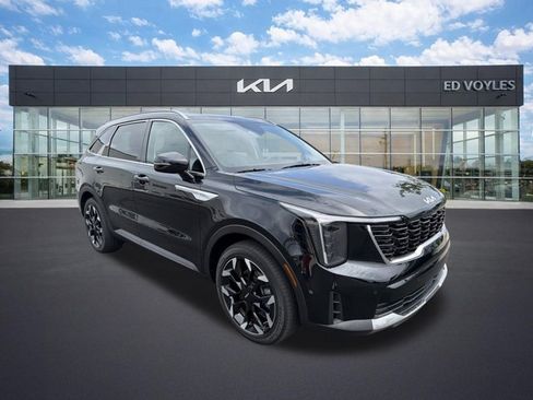 Certified 2025 Kia Sorento EX w/ Panoramic Sunroof Package FWD image 1