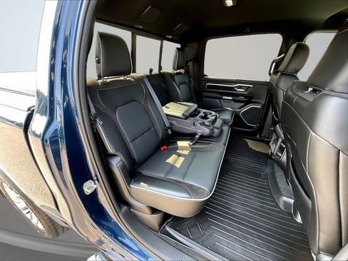 Used 2024 RAM 1500 Laramie AWD/4WD image 29