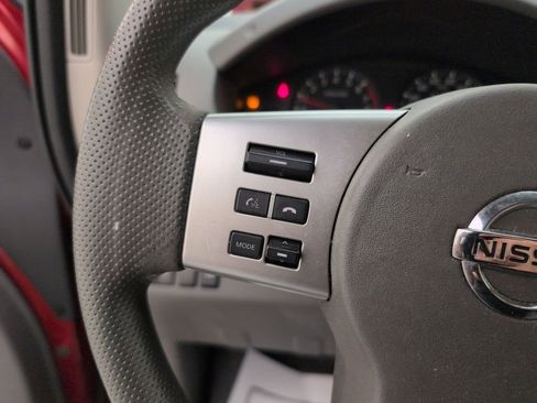 Used 2017 Nissan Frontier SV RWD image 32