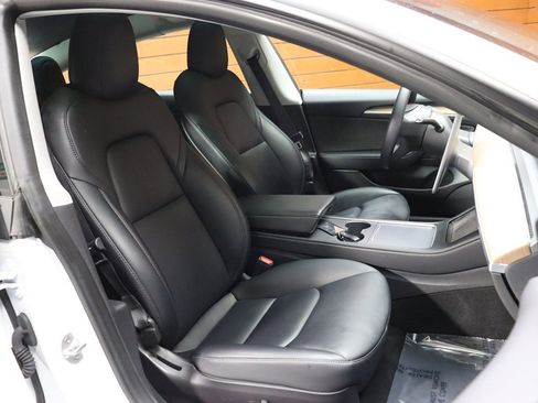 Used 2023 Tesla Model 3 Standard Range image 57