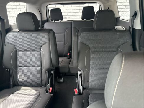 Used 2023 GMC Acadia SLE w/ Driver Convenience Package AWD/4WD image 5