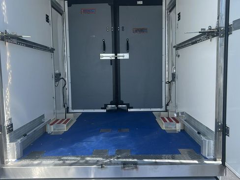 Used 2020 Ford Transit 350 w/ Upfitter Package RWD image 7