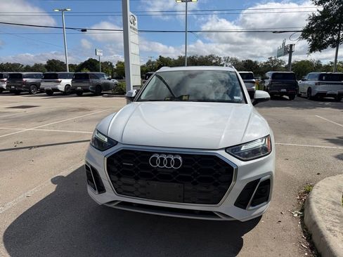 Used 2022 Audi Q5 2.0T Premium Plus AWD/4WD image 2