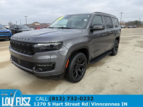 Used 2023 Jeep Wagoneer Series II image 3