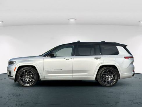 Used 2024 Jeep Grand Cherokee L Summit AWD/4WD image 39
