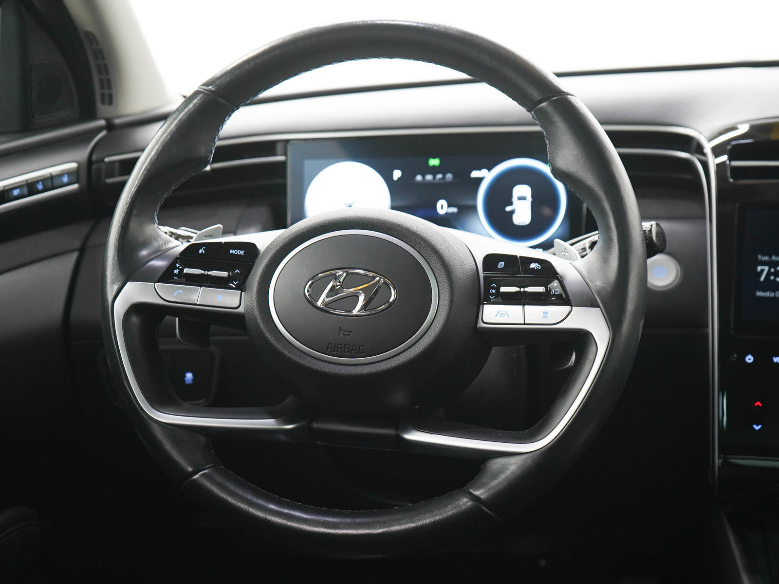 Used 2023 Hyundai Tucson Limited w/ Cargo Package AWD/4WD image 17