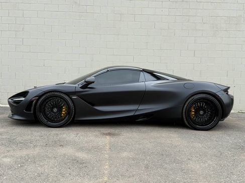 Used 2022 McLaren 720S Performance RWD image 7