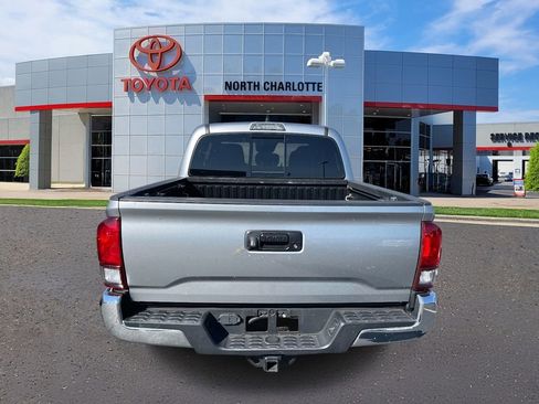 Used 2022 Toyota Tacoma SR5 image 9