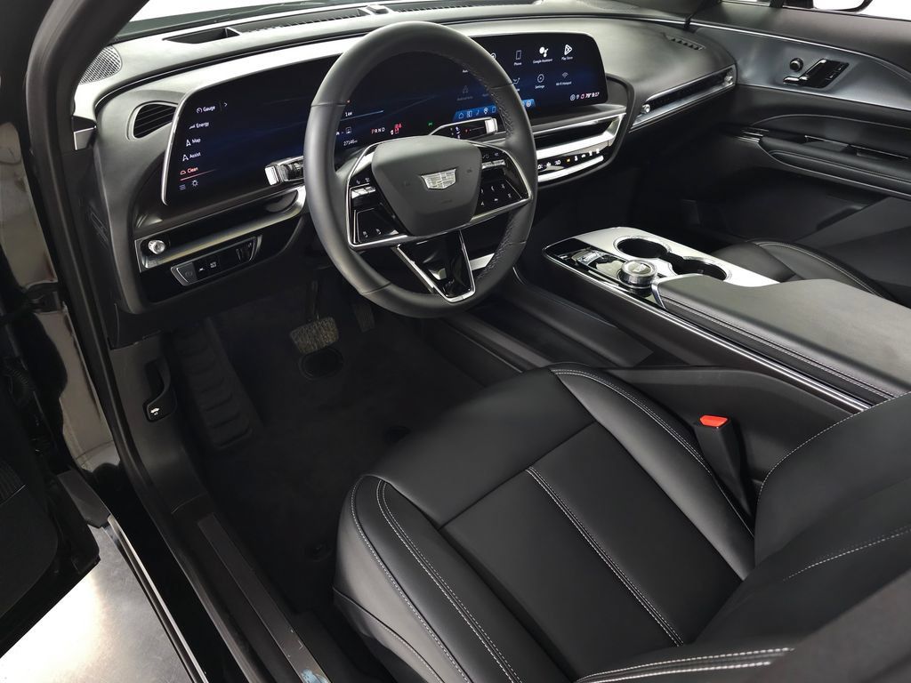 Certified 2024 Cadillac Lyriq Tech AWD/4WD image 20
