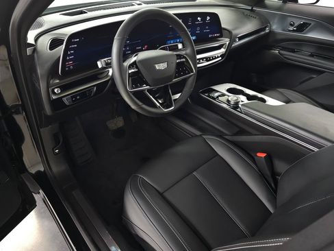 Certified 2024 Cadillac Lyriq Tech AWD/4WD image 20