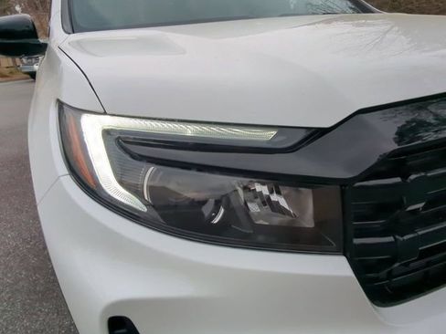 Used 2024 Honda Ridgeline Black Edition image 17