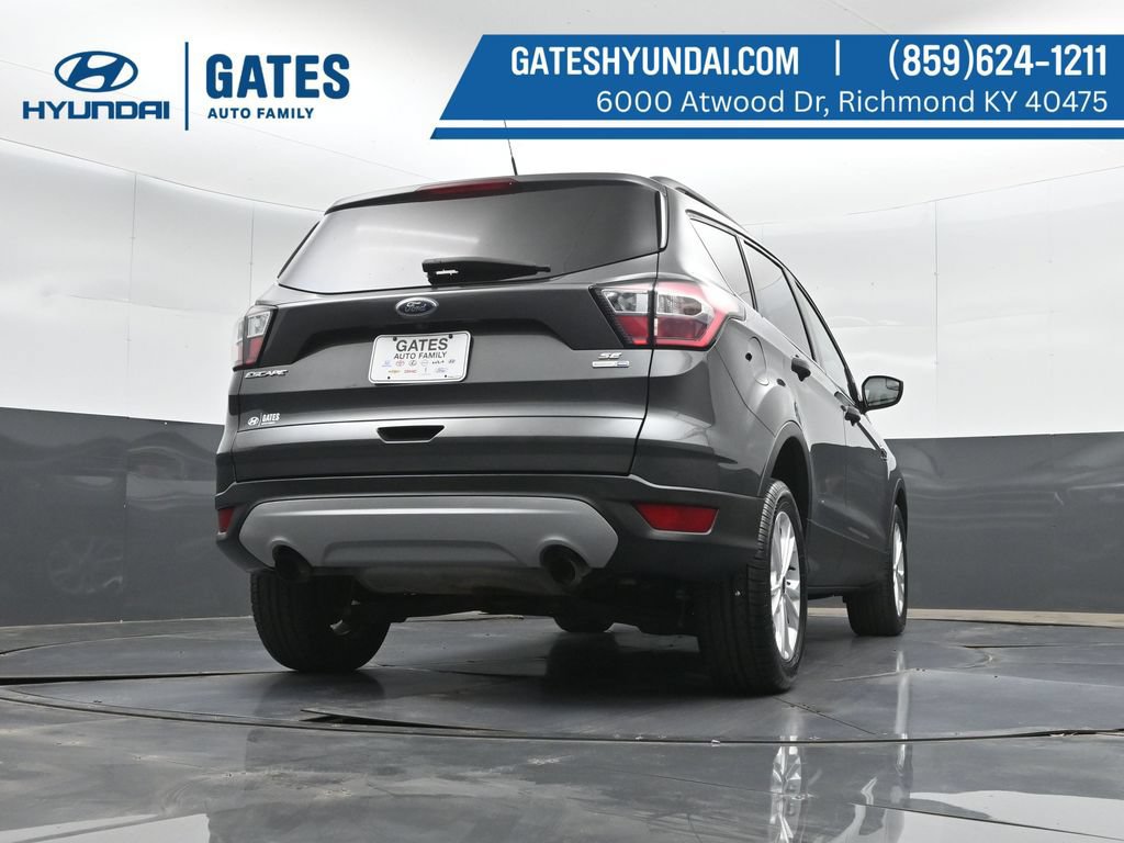 Used 2018 Ford Escape SE AWD/4WD image 35