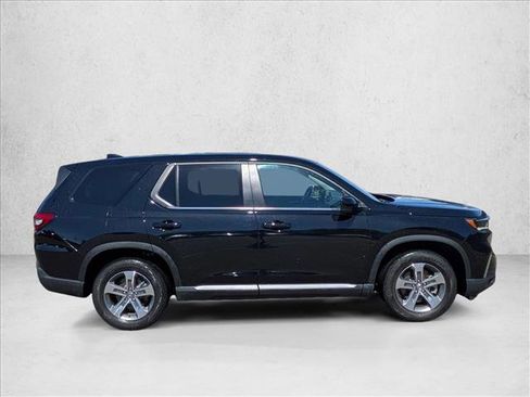Used 2024 Honda Pilot EX-L image 4