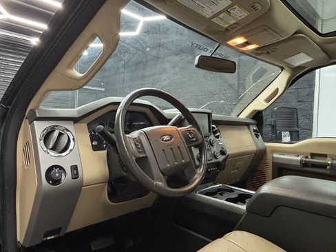 Used 2015 Ford F250 Lariat w/ Lariat Ultimate Package AWD/4WD image 18