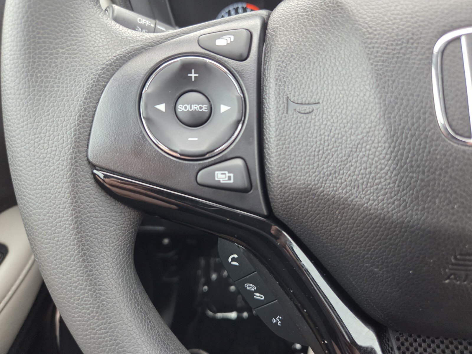 Used 2019 Honda HR-V EX image 27