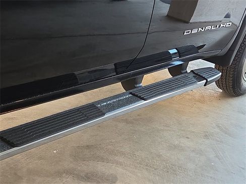 New 2026 GMC Sierra 3500 Denali w/ Denali Reserve Package image 10