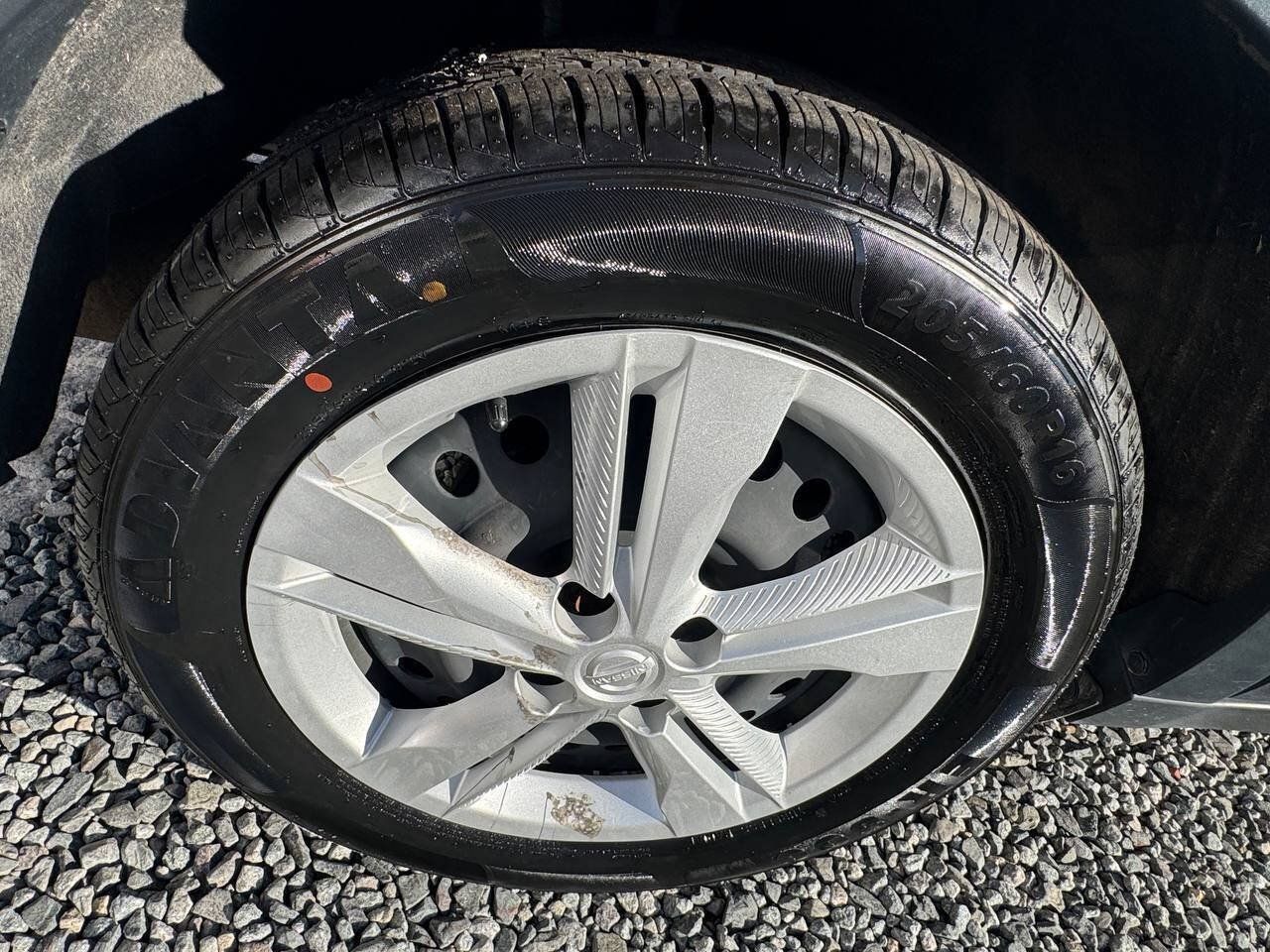 Used 2024 Nissan Kicks S FWD image 26