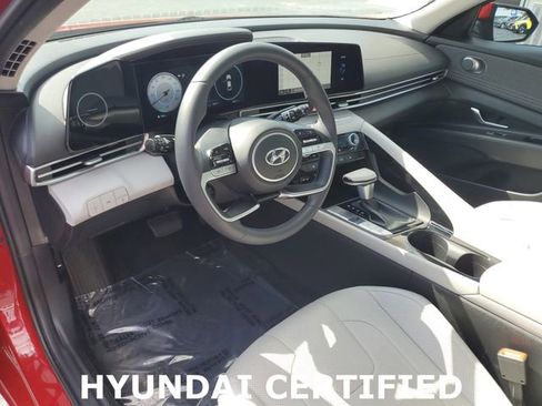 Certified 2023 Hyundai Elantra Limited image 22