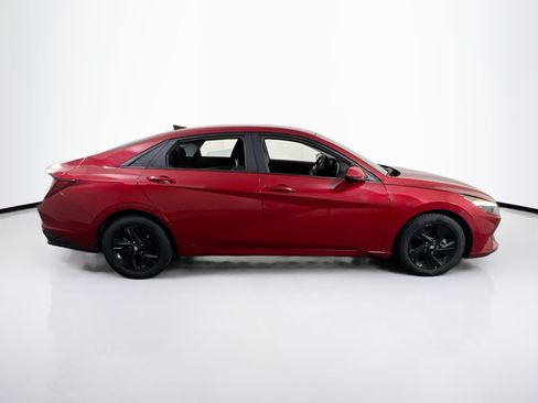 Used 2023 Hyundai Elantra SEL FWD image 4
