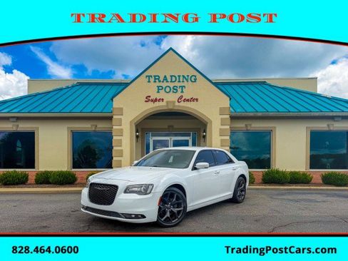Used 2021 Chrysler 300 S RWD image 1
