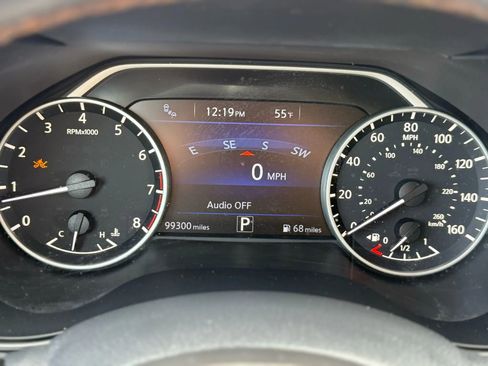 Used 2016 Nissan Maxima SR image 16