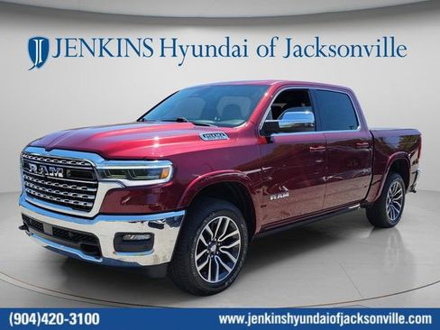 Used 2025 RAM 1500 Limited AWD/4WD image 12
