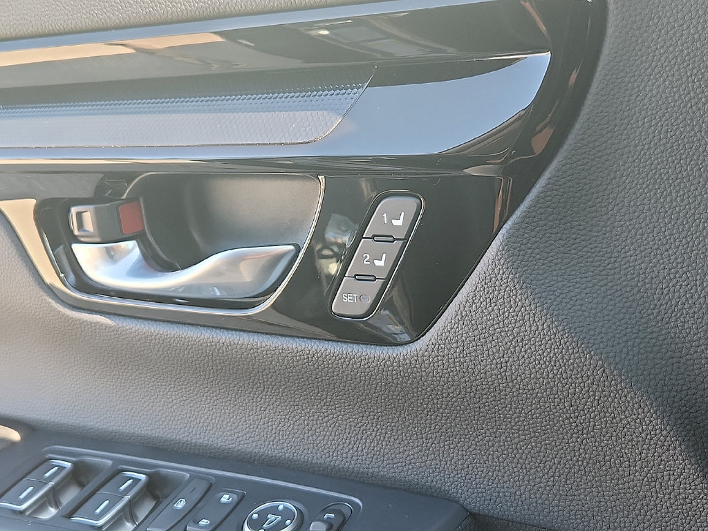 Used 2026 Honda CR-V EX-L image 18