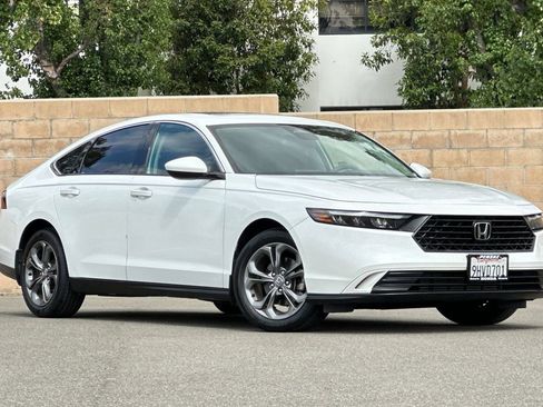 Certified 2023 Honda Accord EX image 2