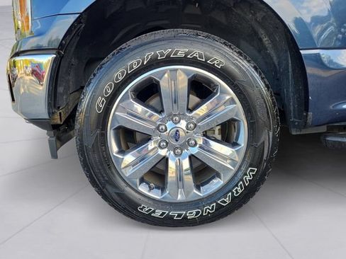 Used 2018 Ford F150 XLT w/ Equipment Group 302A Luxury AWD/4WD image 9