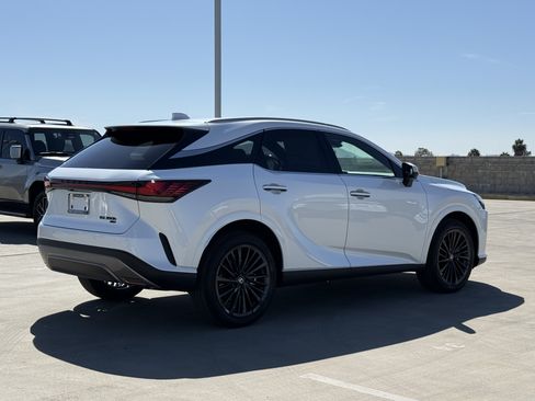 New 2026 Lexus RX 350h AWD/4WD image 12