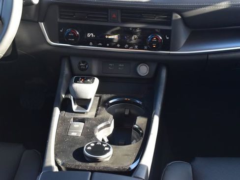 New 2026 Nissan Rogue SV AWD/4WD image 15