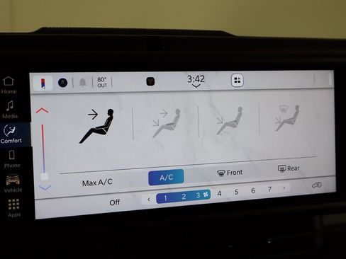 Used 2025 Jeep Wrangler Sport image 32