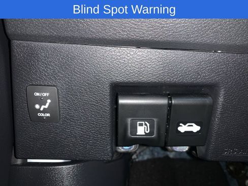 Used 2023 Nissan Kicks SR w/ Interior Electronics Package image 10