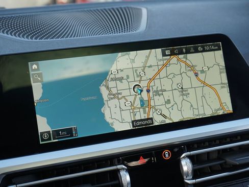 Used 2022 BMW 330e image 26