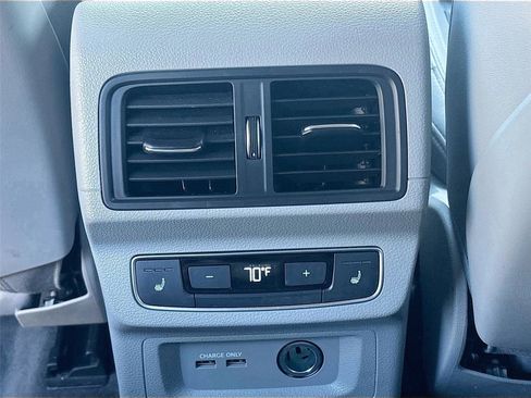 Used 2022 Audi Q5 2.0T Prestige w/ Prestige Package image 29