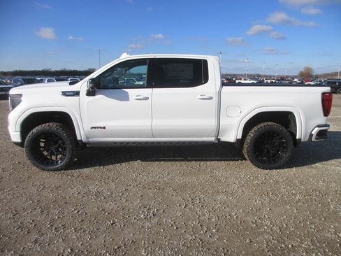 New 2026 GMC Sierra 1500 AT4 image 9