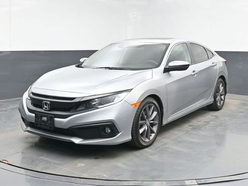 Used 2019 Honda Civic EX image 5