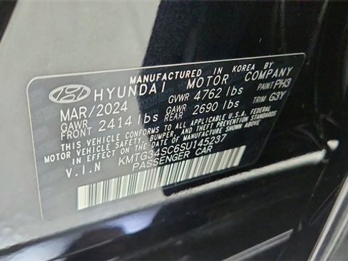 Used 2025 Genesis G70 2.5T w/ Sport Prestige Package image 60