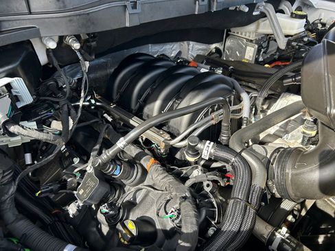 Used 2025 Ford F150 Tremor w/ Equipment Group 402A High AWD/4WD image 31
