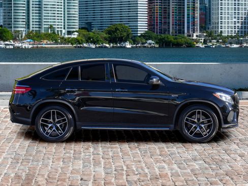 Used 2018 Mercedes-Benz GLE 43 AMG 4MATIC Coupe w/ Premium 3 Package image 4