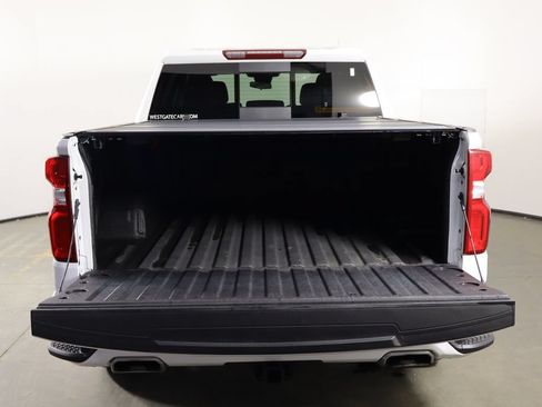 Used 2024 Chevrolet Silverado 1500 RST w/ Convenience Package II AWD/4WD image 17