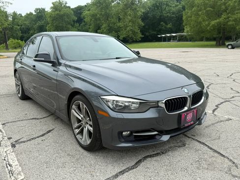 Used 2013 BMW 328i Sedan RWD image 3