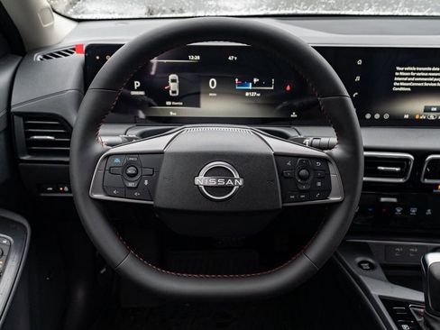 New 2026 Nissan Sentra SR w/ SR Premium Package FWD image 12