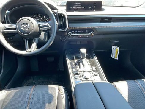 Used 2025 MAZDA CX-50 AWD 2.5 Hybrid w/ Premium Pkg image 17