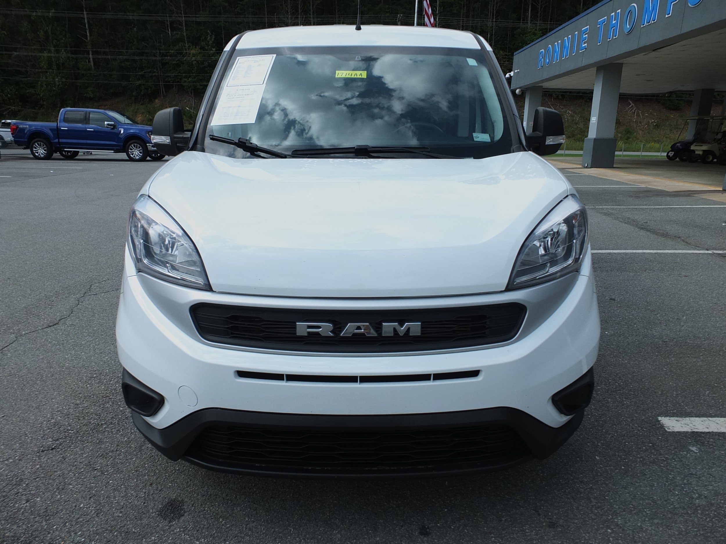 Used 2022 RAM ProMaster City Tradesman FWD image 8