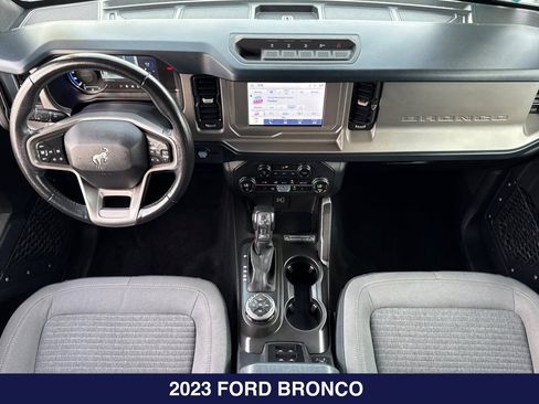 Used 2023 Ford Bronco Outer Banks w/ Sasquatch Package AWD/4WD image 14