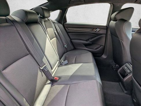 Used 2021 Honda Accord Sport image 17