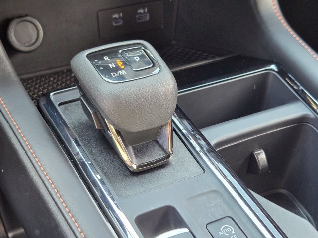 Used 2025 Nissan Pathfinder Rock Creek AWD/4WD image 28