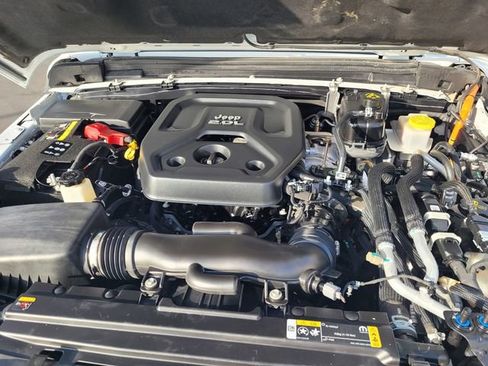 Used 2021 Jeep Wrangler Unlimited Rubicon 4xe w/ Cold Weather Group image 33