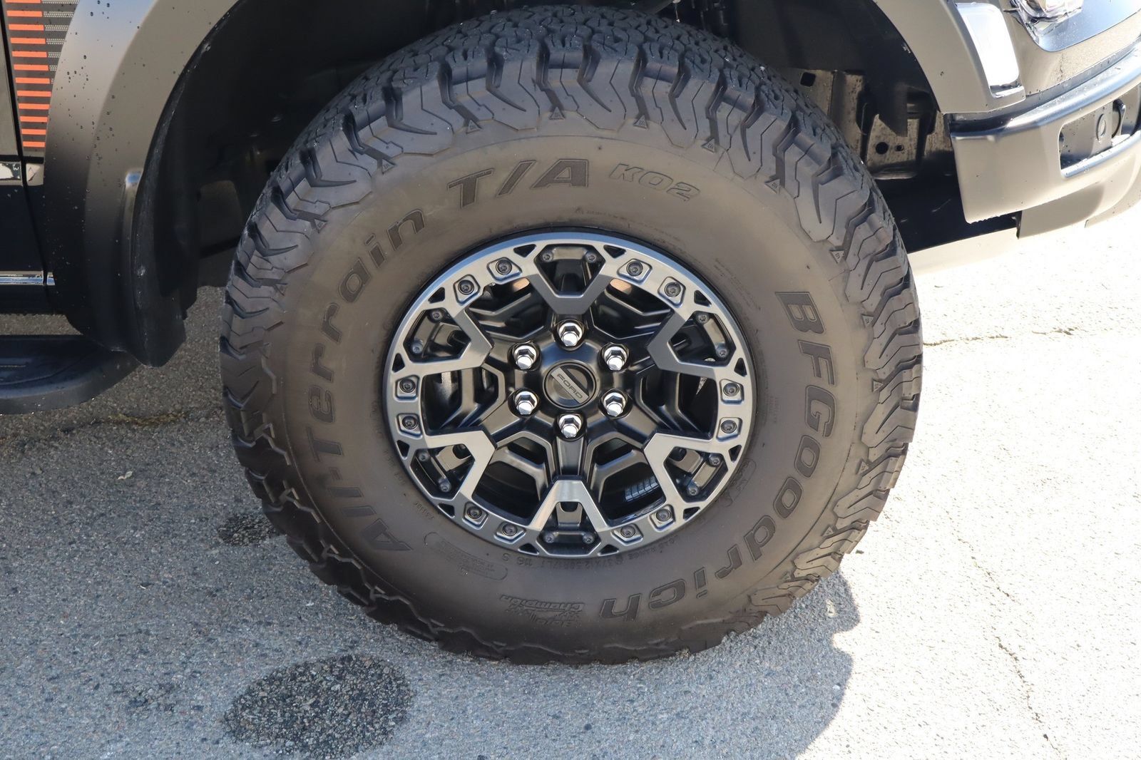 New 2026 Ford F150 Raptor w/ Equipment Group 803A Raptor R AWD/4WD image 10